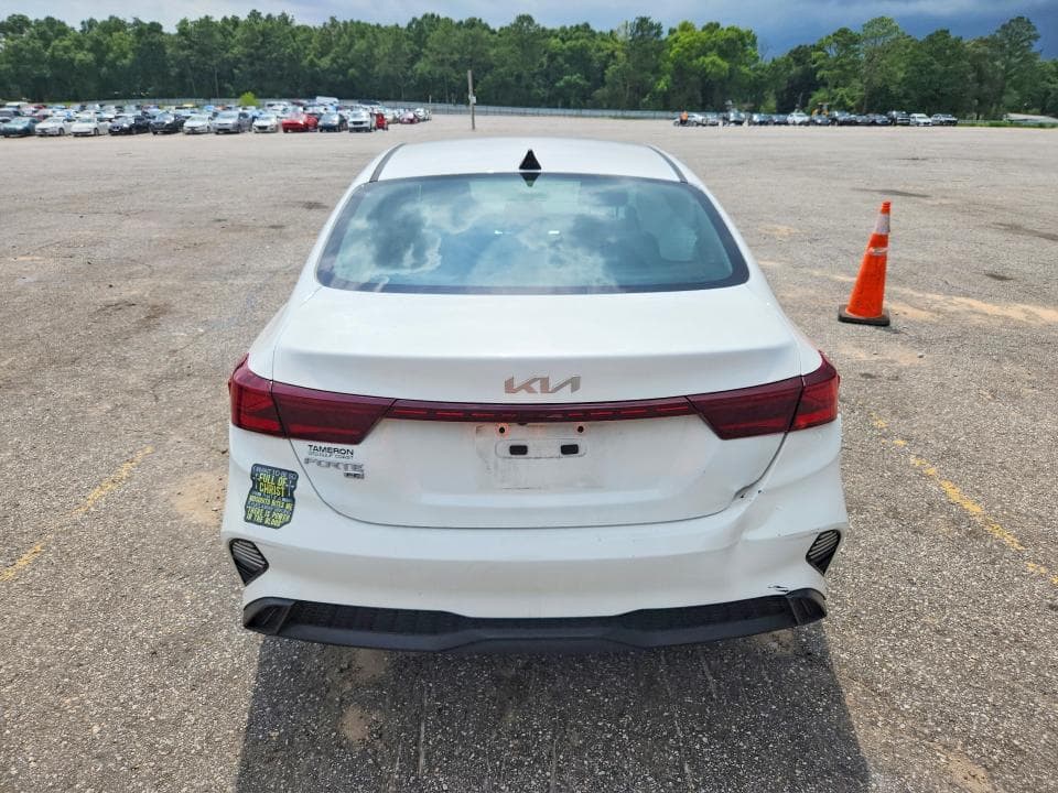 2024 KIA FORTE LX LX 6