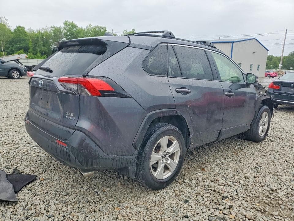 2019 TOYOTA RAV4 HYBRID XLE XLE 3