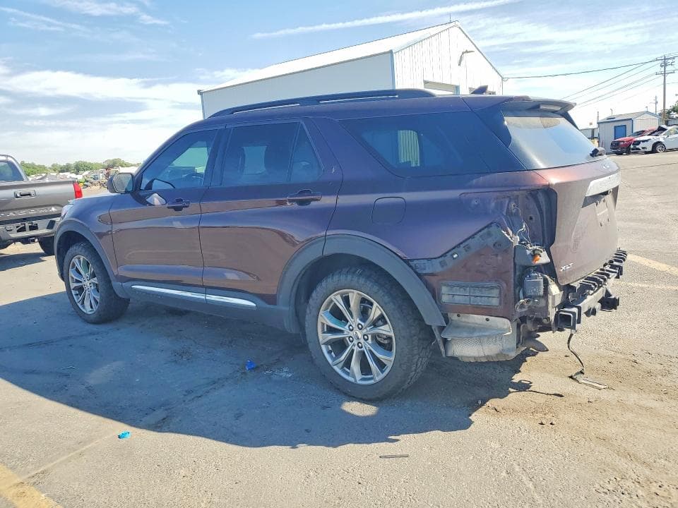 2020 FORD EXPLORER XLT 2