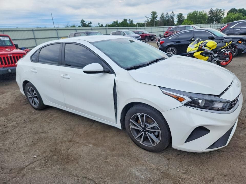 2023 KIA FORTE LXS 4