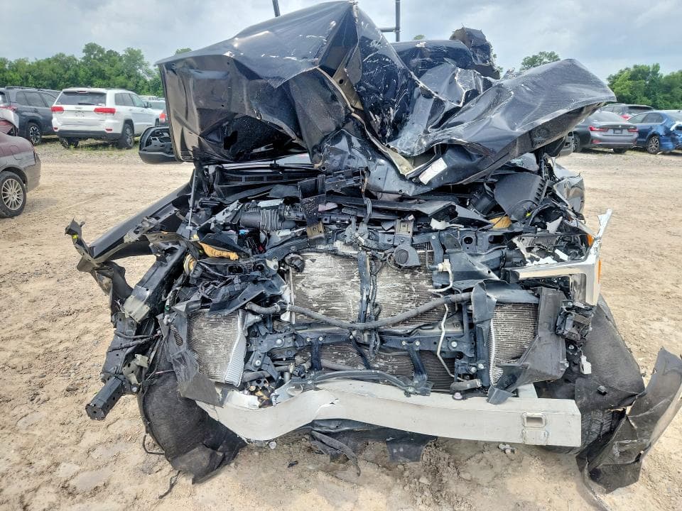 2024 TOYOTA TUNDRA SR 5