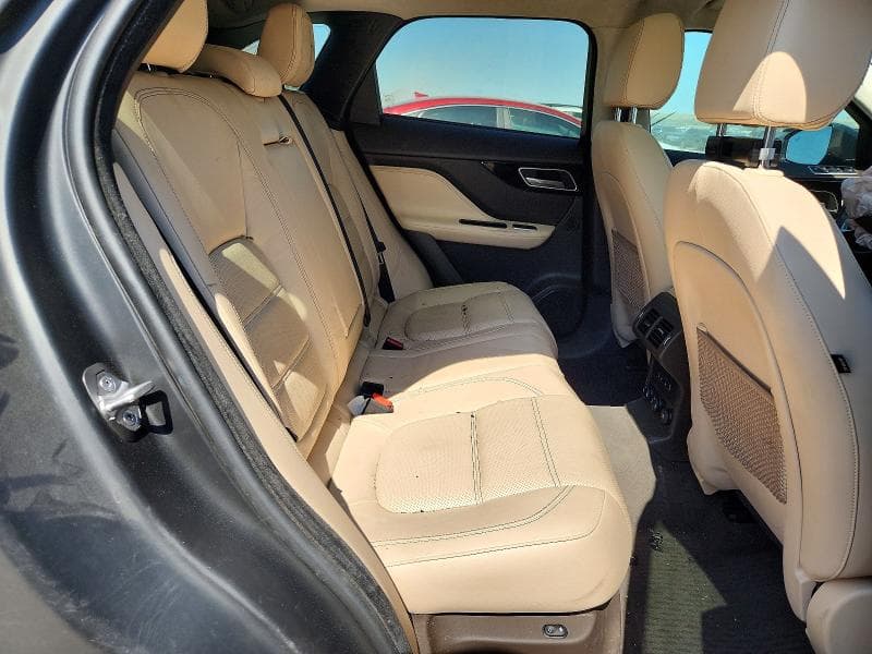 2019 JAGUAR F-PACE PRESTIGE 10