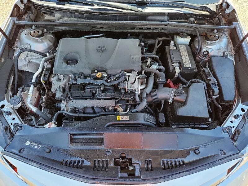 2019 TOYOTA CAMRY LE 11