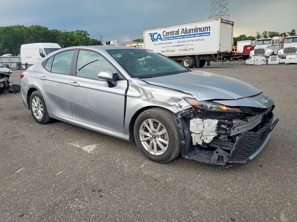 2025 TOYOTA CAMRY LE 4
