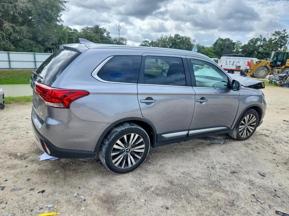 2020 MITSUBISHI OUTLANDER SE 3