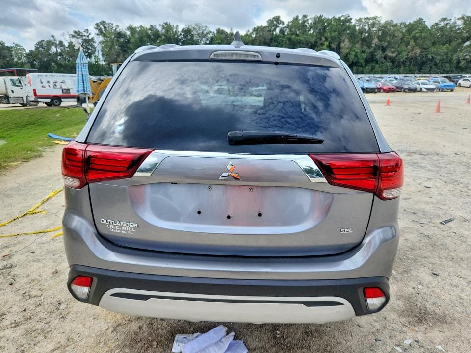 2020 MITSUBISHI OUTLANDER SE 6