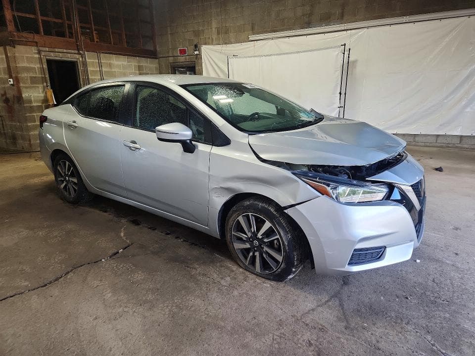 2021 NISSAN VERSA SV 4