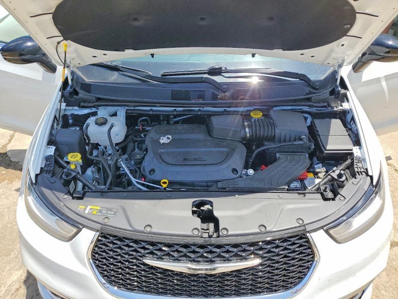 2026 CHRYSLER PACIFICA SELECT 12