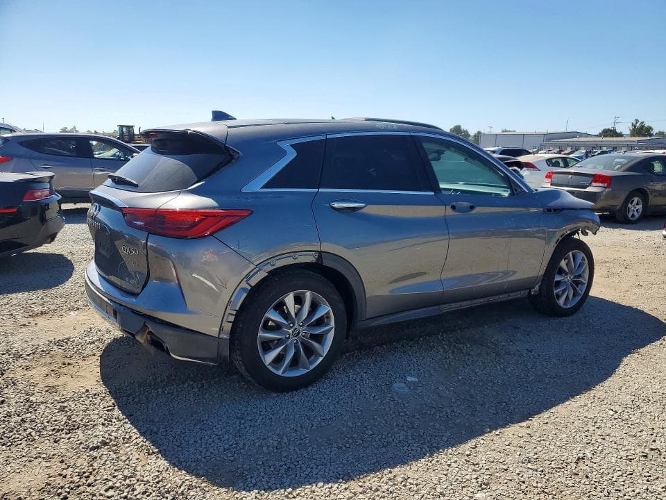 2019 INFINITI QX50 LUXE 3
