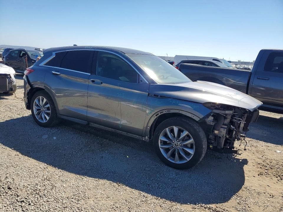 2019 INFINITI QX50 LUXE 4