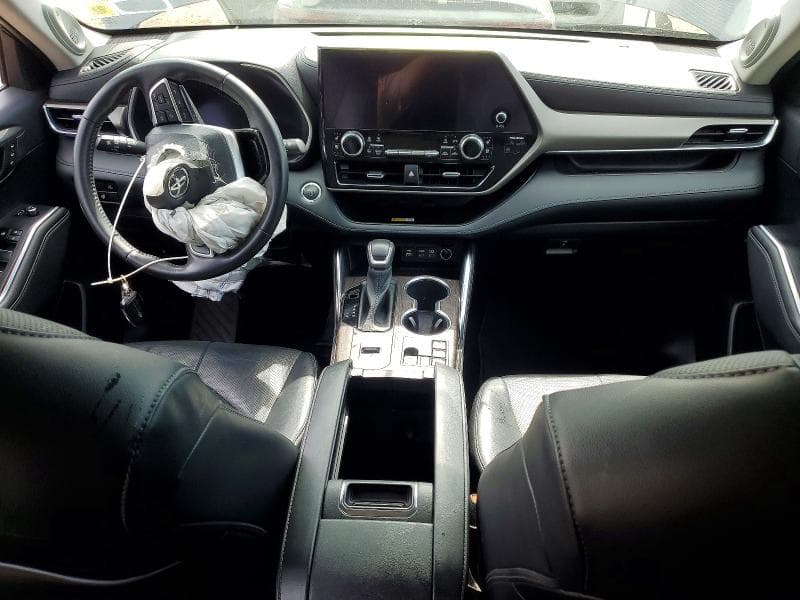 2023 TOYOTA HIGHLANDER HYBRID LIMITED 8
