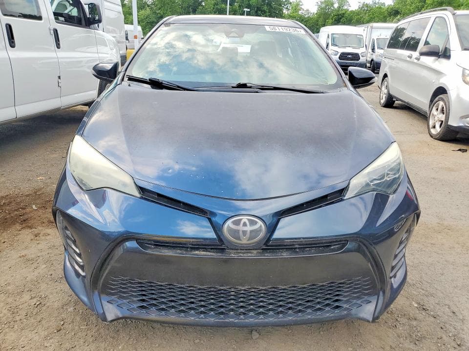 2017 TOYOTA COROLLA SE SE 6