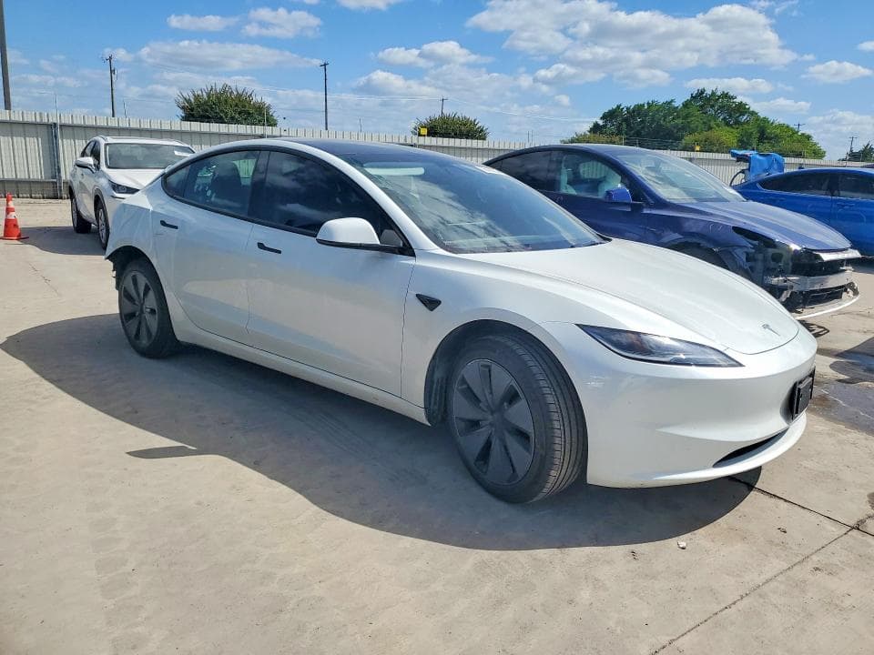 2025 TESLA MODEL 3 4