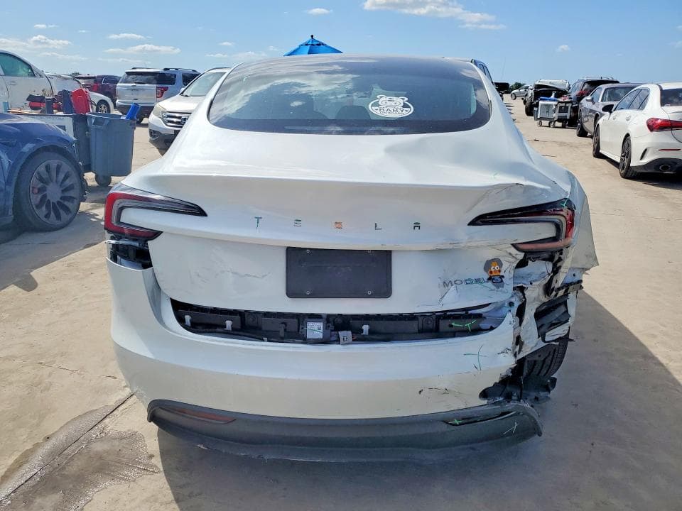 2025 TESLA MODEL 3 6