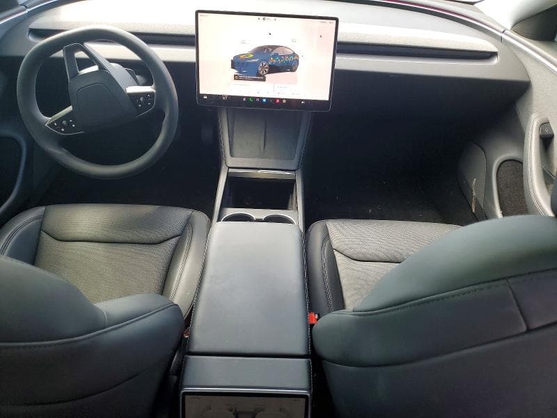 2025 TESLA MODEL 3 8