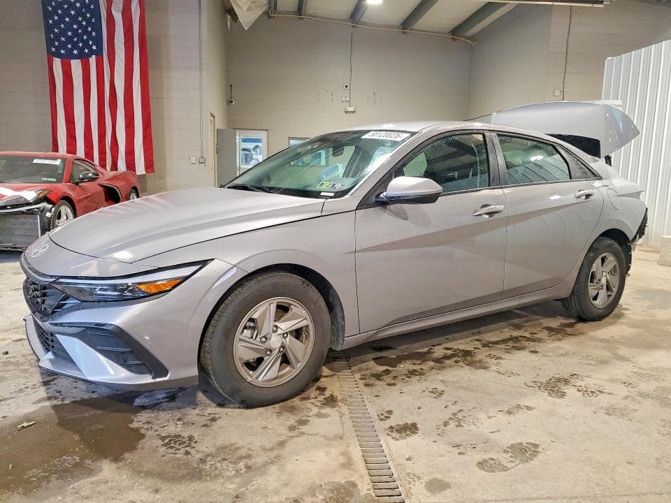 2025 HYUNDAI ELANTRA SE - 1