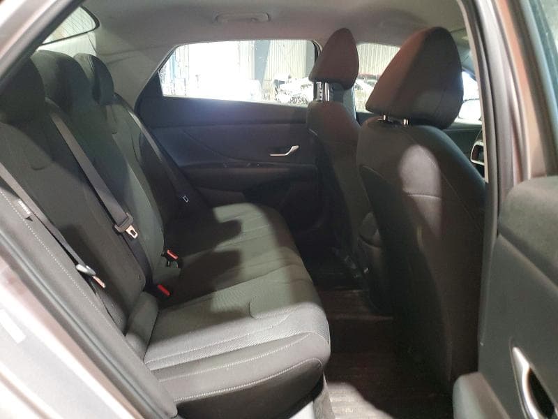 2025 HYUNDAI ELANTRA SE 10