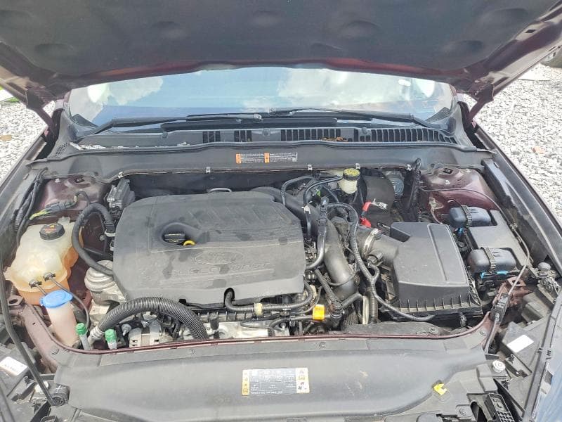 2017 FORD FUSION SE 11