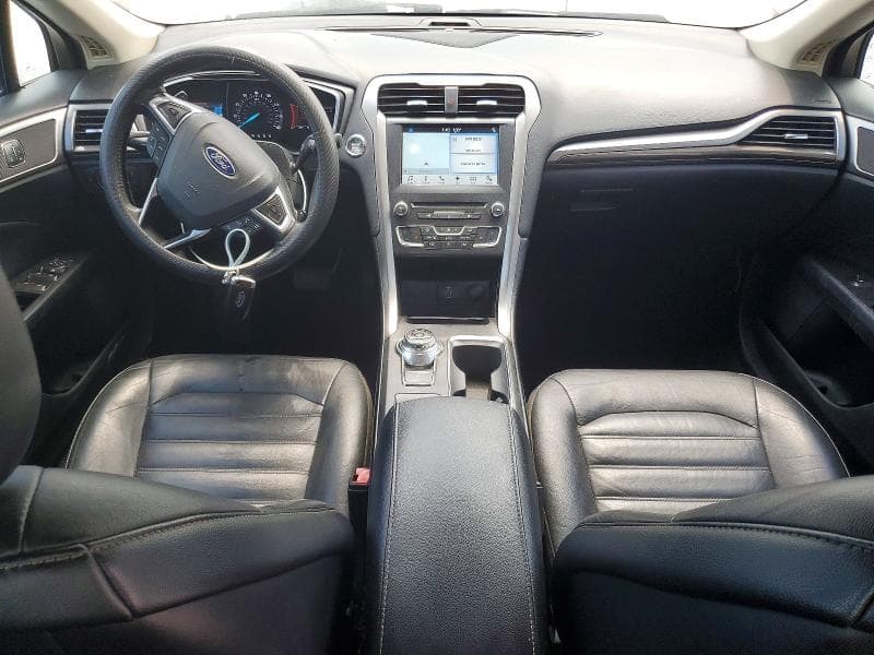 2017 FORD FUSION SE 8