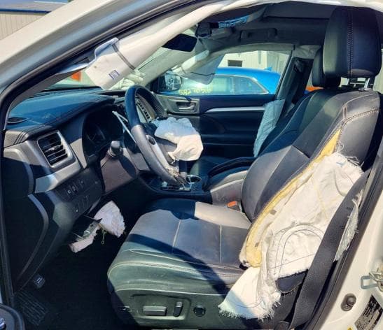 2019 TOYOTA HIGHLANDER XLE XLE 7