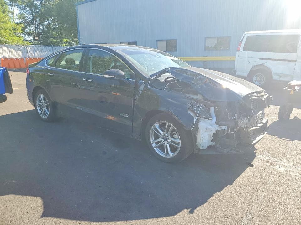 2016 FORD FUSION TITANIUM PHEV 4