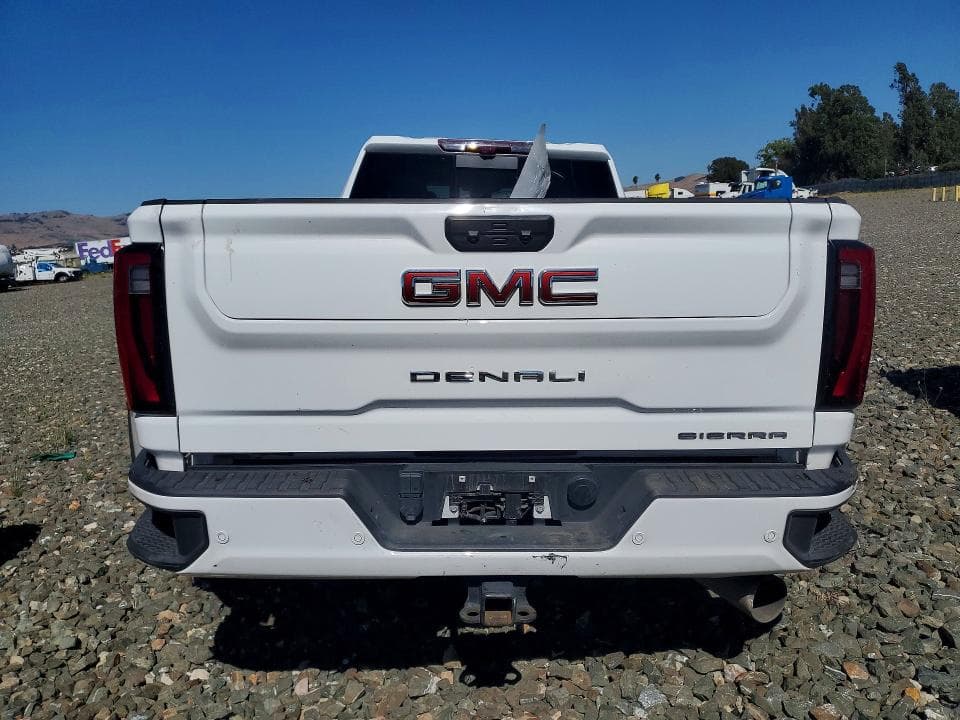 2025 GMC SIERRA K3500 DENALI 6