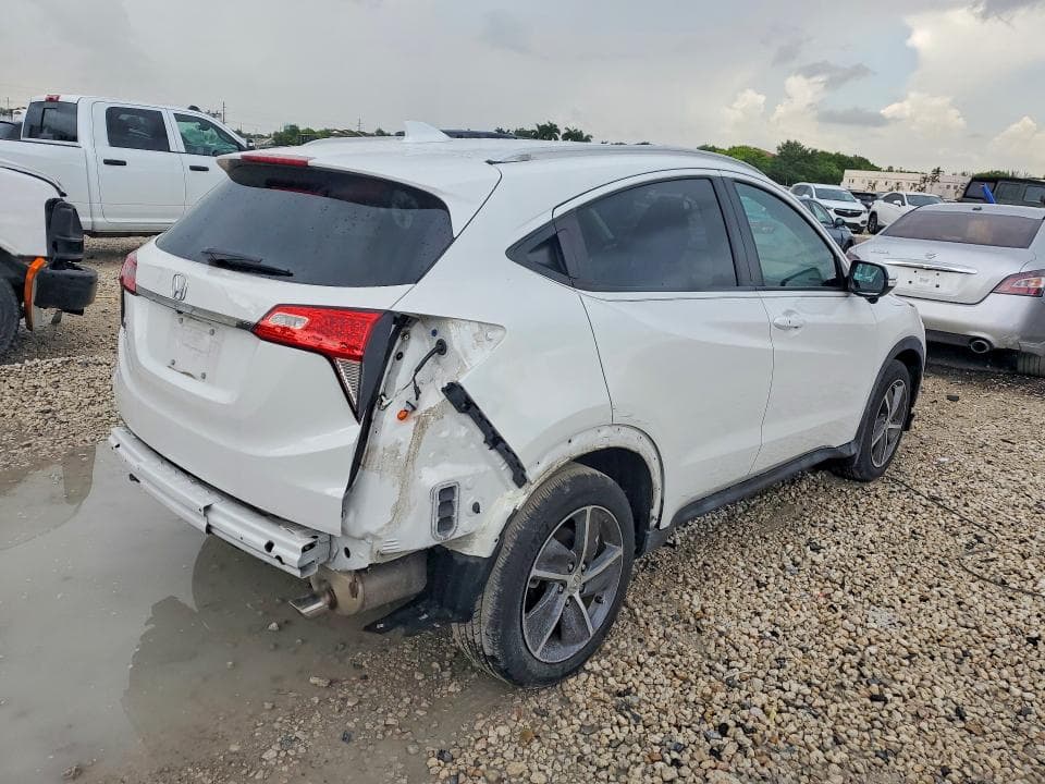 2021 HONDA HR-V EX 3