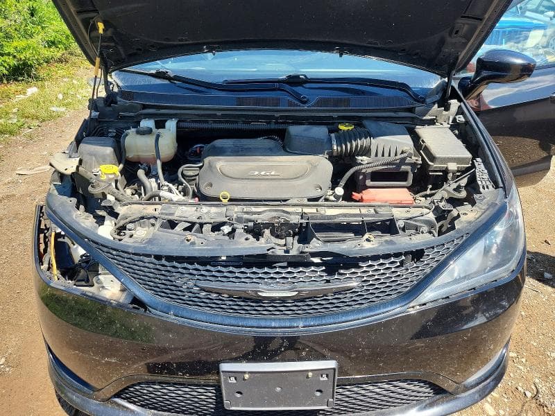 2018 CHRYSLER PACIFICA TOURING L PLUS 12