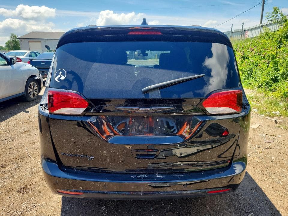 2018 CHRYSLER PACIFICA TOURING L PLUS 6