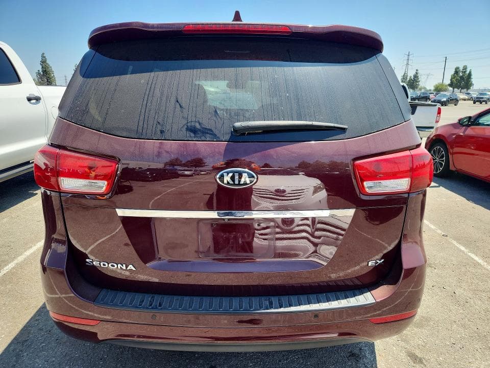 2018 KIA SEDONA EX 6
