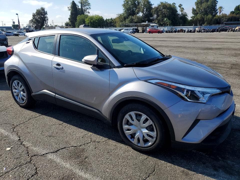 2019 TOYOTA C-HR LE 4