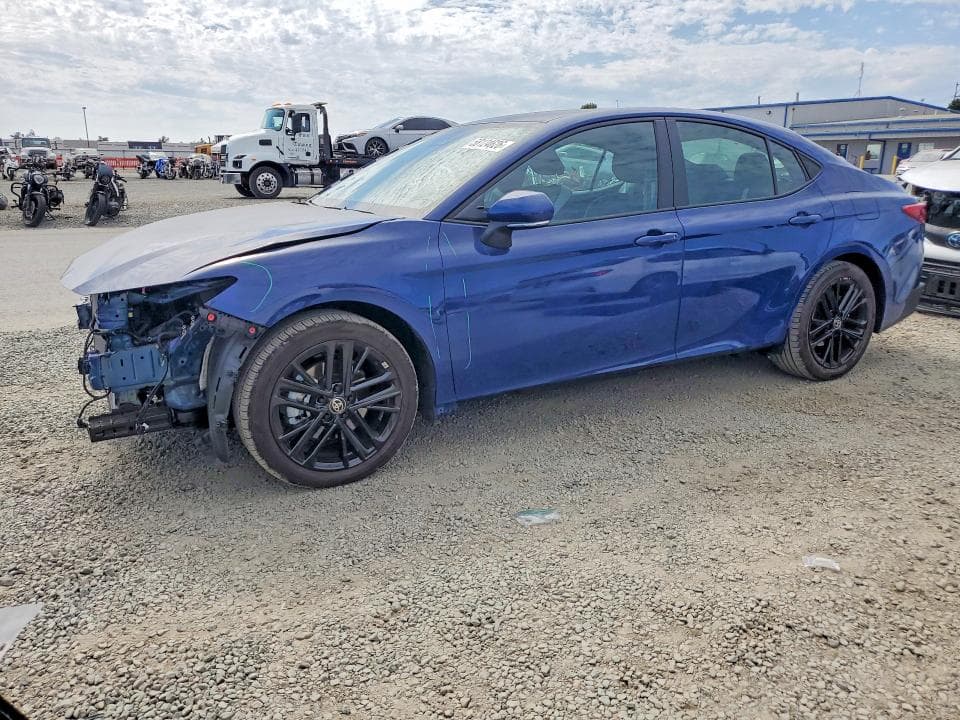 2025 TOYOTA CAMRY SE - 1