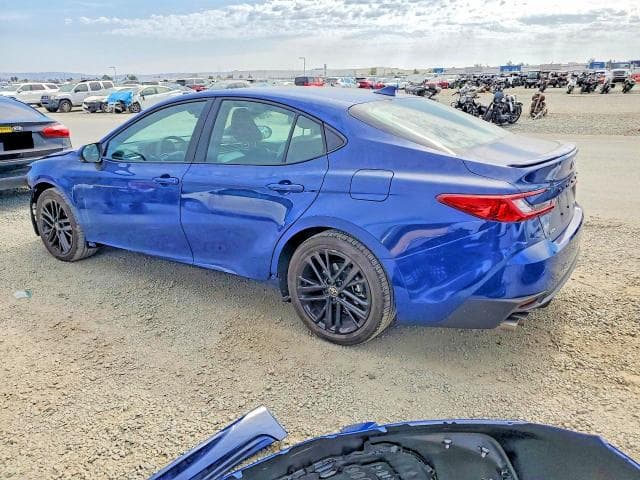 2025 TOYOTA CAMRY SE 2