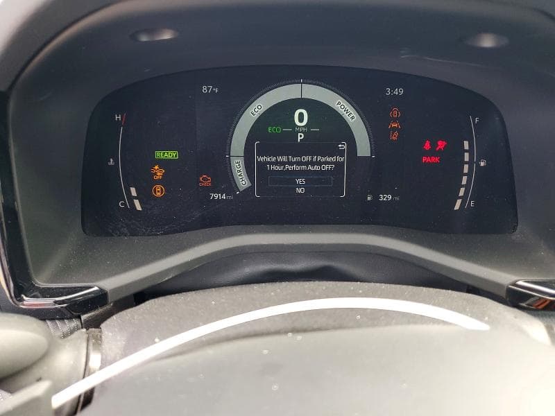 2025 TOYOTA CAMRY SE 9