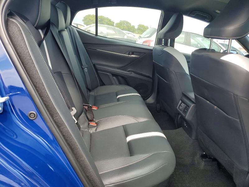 2025 TOYOTA CAMRY SE 10