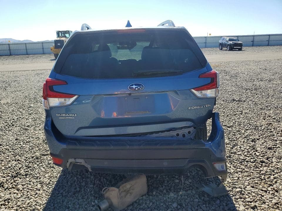 2020 SUBARU FORESTER LIMITED LIMITED 6