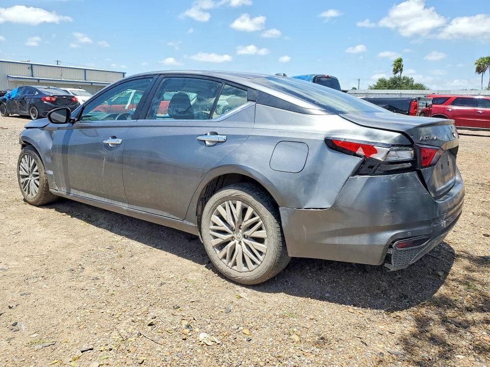 2023 NISSAN ALTIMA SV 2