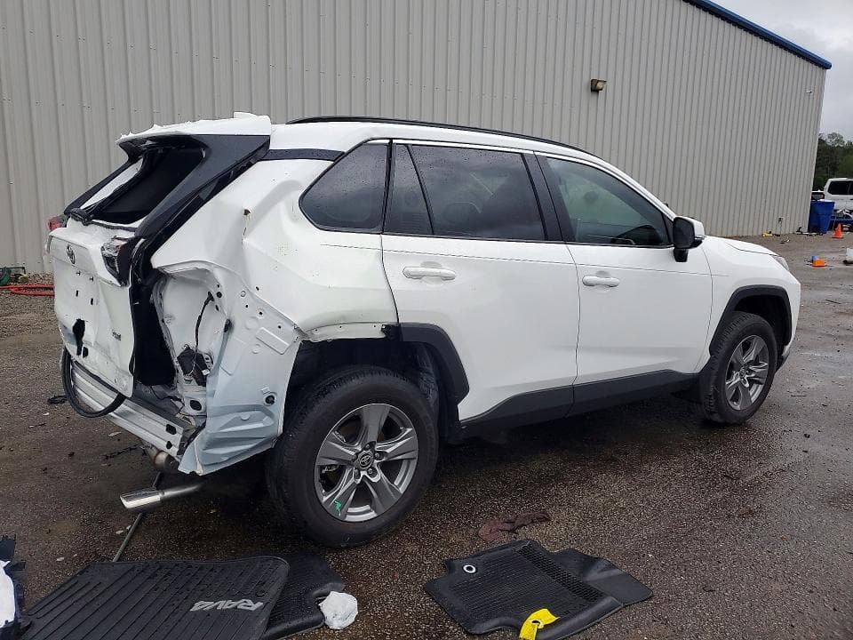 2024 TOYOTA RAV4 XLE XLE 4