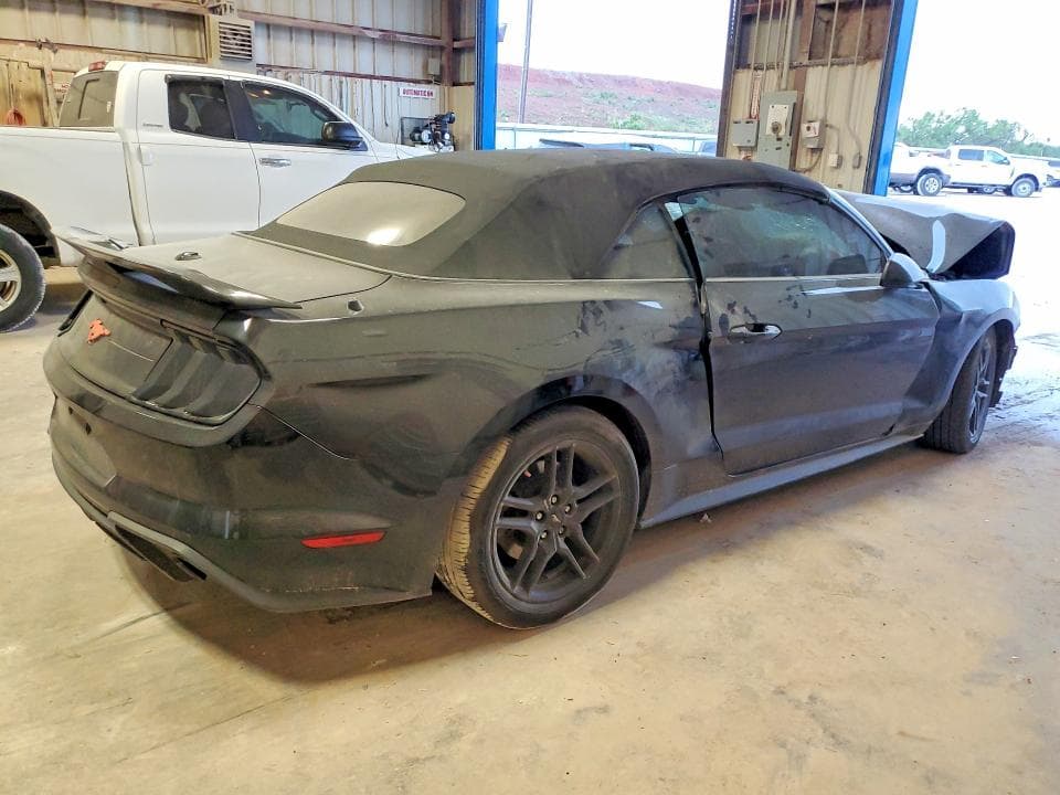 2023 FORD MUSTANG 3