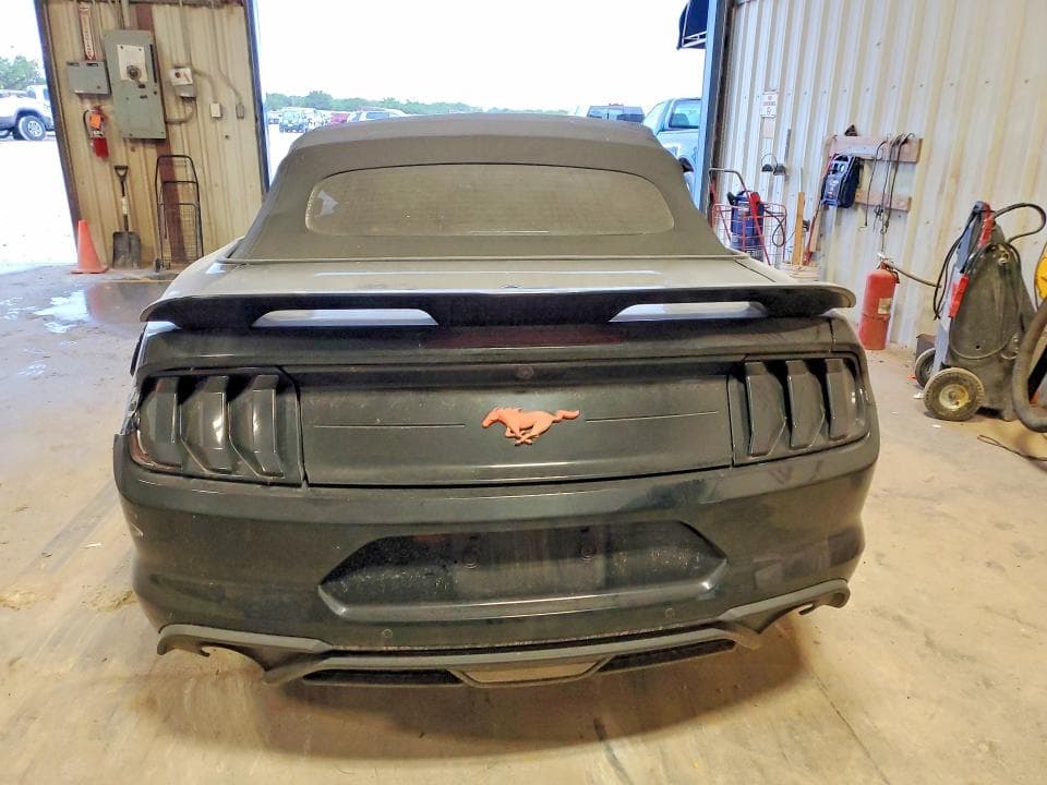 2023 FORD MUSTANG 6