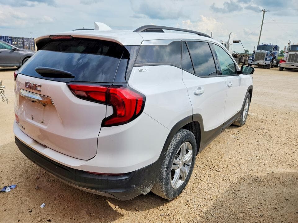 2020 GMC TERRAIN SLE 3