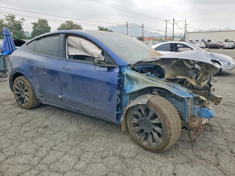 2020 TESLA MODEL Y 4