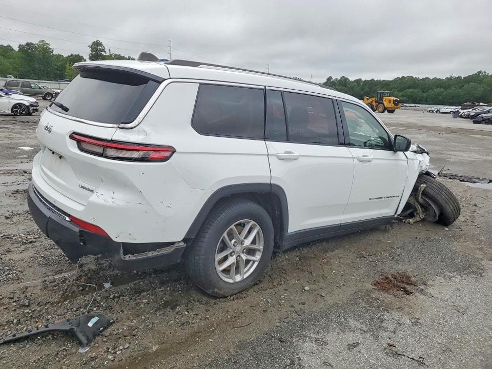 2023 JEEP GRAND CHEROKEE L LAREDO 3