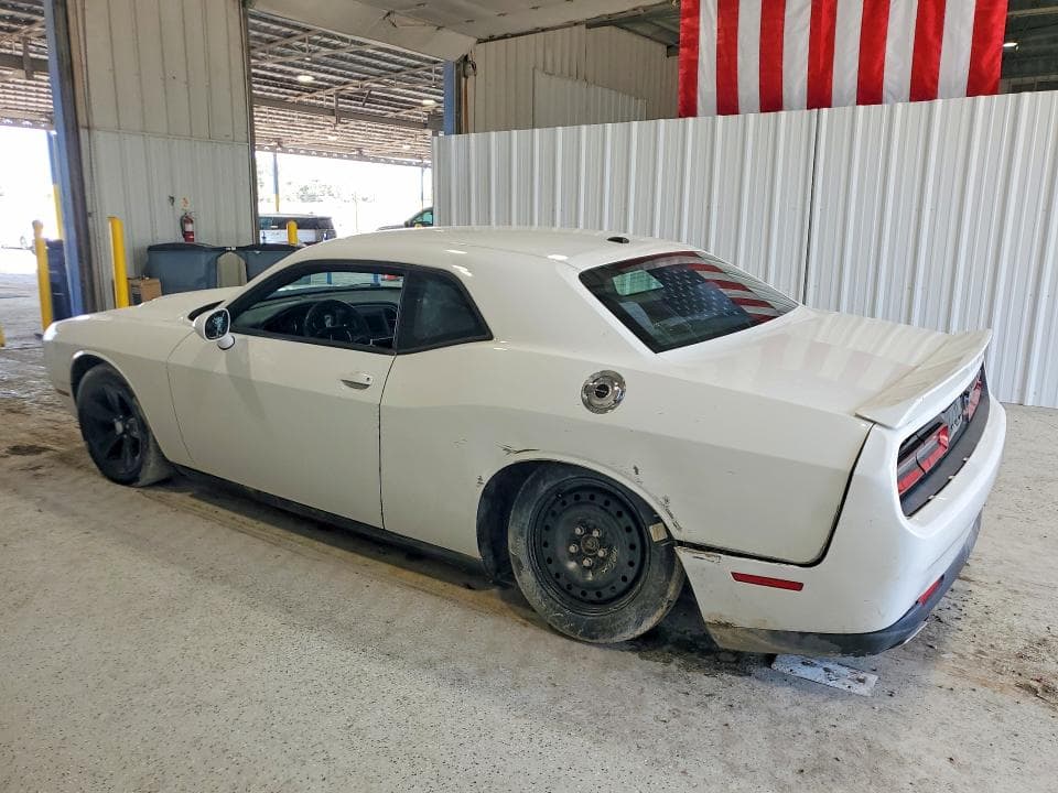 2019 DODGE CHALLENGER SXT 2