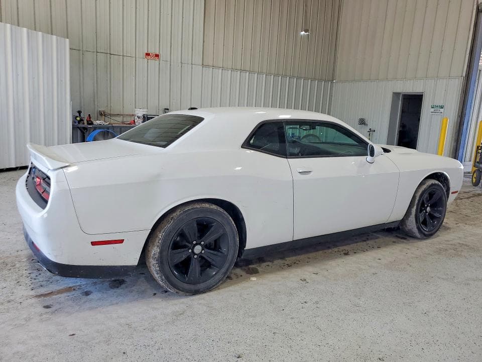 2019 DODGE CHALLENGER SXT 3