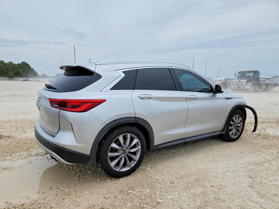 2020 INFINITI QX50 LUXE 3