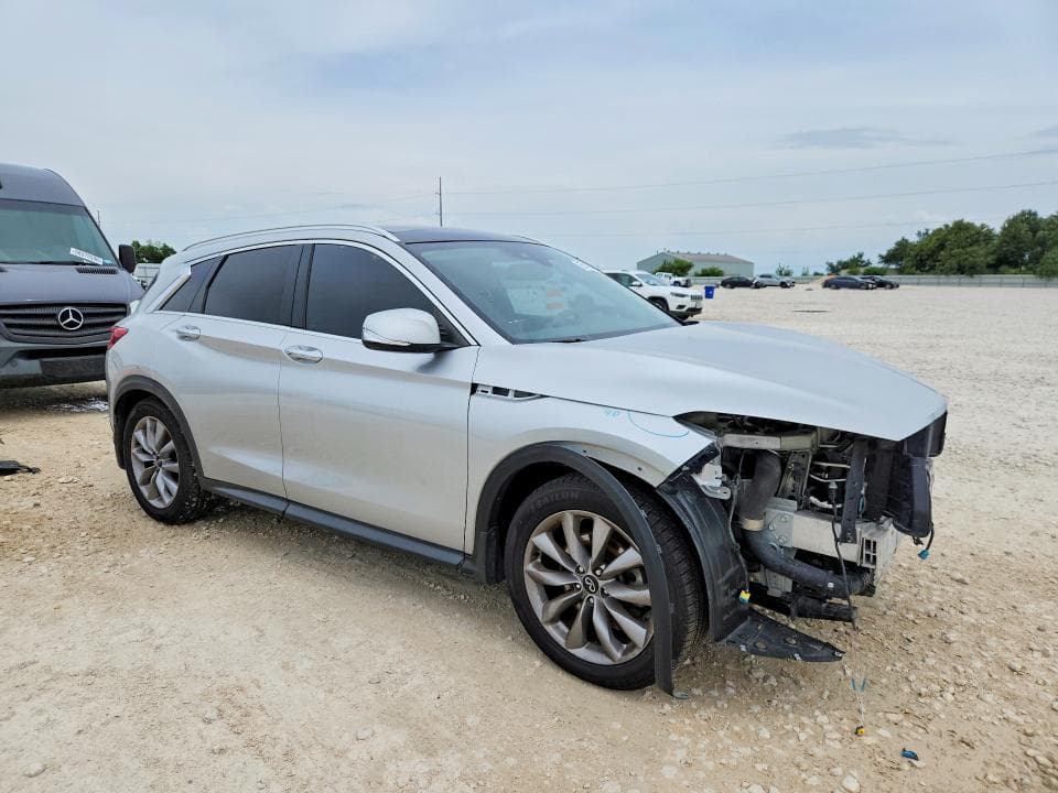 2020 INFINITI QX50 LUXE 4