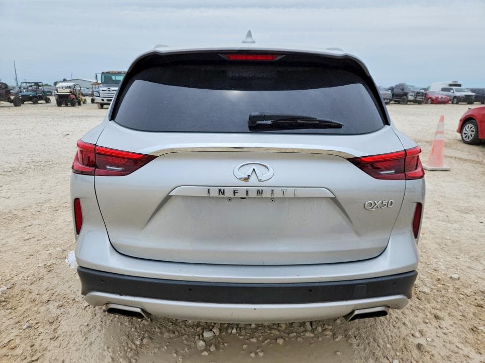 2020 INFINITI QX50 LUXE 6
