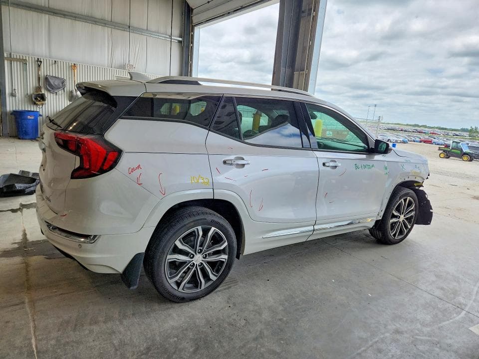 2020 GMC TERRAIN DENALI 3