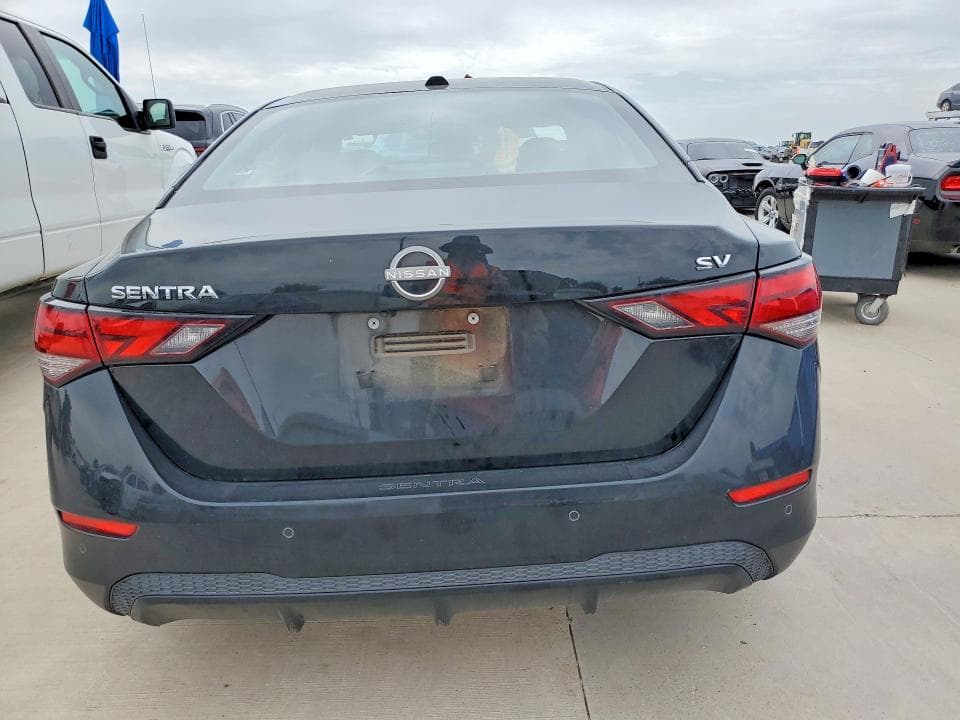 2024 NISSAN SENTRA SV SV 6